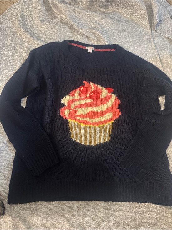 Xhilaration Sweaters - Xhilaration Black Crewneck Sweater with Cupcake Intarsia
